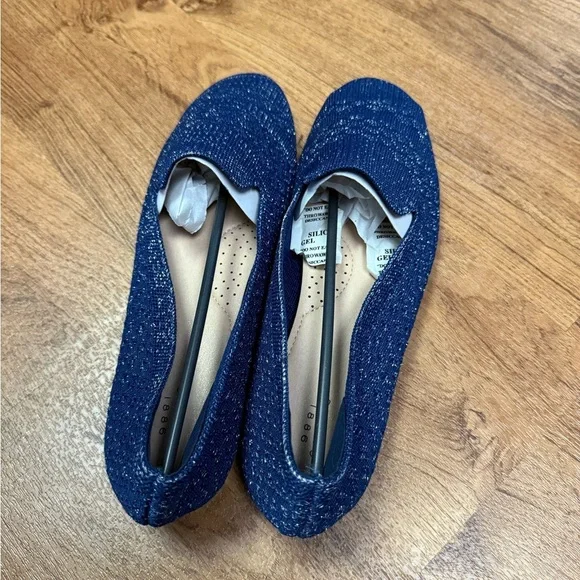 Studio 1886 Metallic Blue Silver Sparkle Knit Loafers Size 9 New With Tags - Picture 3 of 6